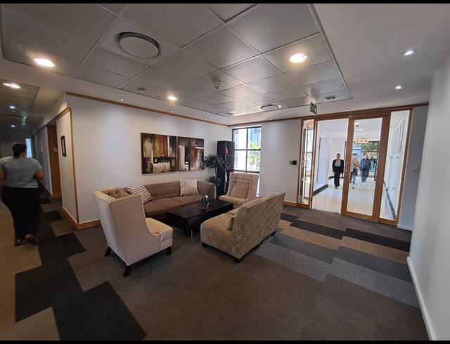 3,649M² OFFICE TO LET IN ILLOVO